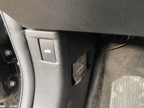 Used 2024 Honda Accord EX image 42