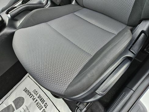 Used 2024 Kia Soul LX w/ Option Group 015 image 8