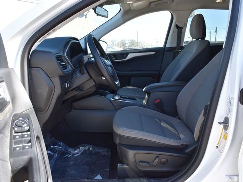 Used 2022 Ford Escape SE w/ Convenience Package image 9