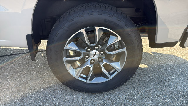 New 2026 Chevrolet Silverado 1500 RST w/ RST All Star Premium Package AWD/4WD image 6