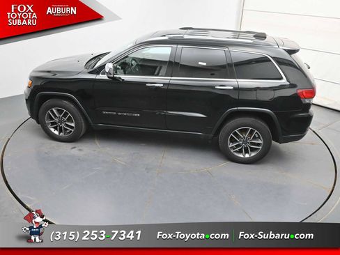 Used 2020 Jeep Grand Cherokee Limited w/ Trailer Tow Group IV image 31