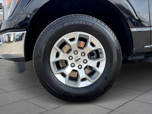 Used 2023 Ford F150 XLT image 9