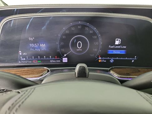 Used 2023 Cadillac Escalade Sport Platinum AWD/4WD image 25