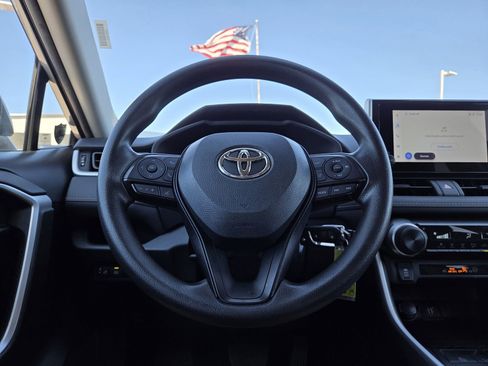Used 2024 Toyota RAV4 LE AWD/4WD image 44