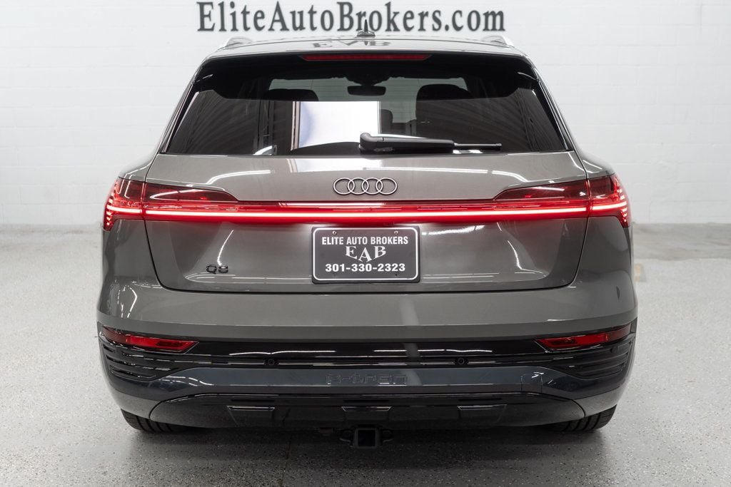 Used 2024 Audi Q8 e-tron Premium AWD/4WD image 4