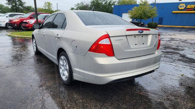 Used 2010 Ford Fusion SE FWD image 5