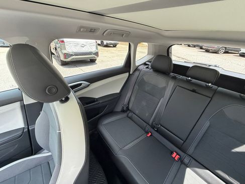 New 2026 Volkswagen Taos SE AWD/4WD image 29
