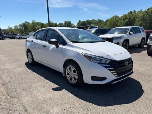 Used 2025 Nissan Versa S w/ Trunk Package FWD image 6