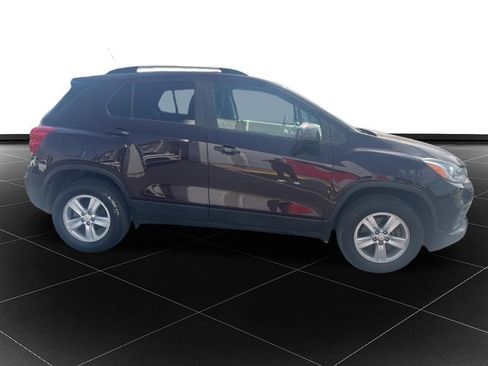 Used 2021 Chevrolet Trax LT AWD/4WD image 6