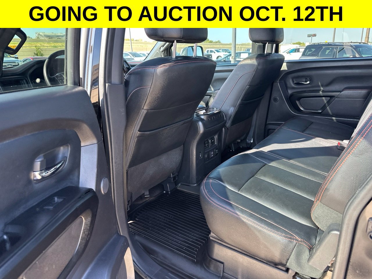 Used 2024 Nissan Titan PRO-4X w/ Pro-4x Convenience Package AWD/4WD image 10