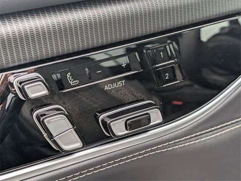 New 2026 Jeep Grand Wagoneer L Summit image 10