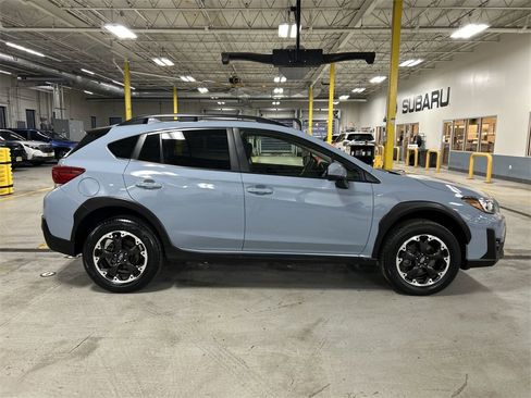Certified 2023 Subaru Crosstrek 2.0i Premium image 9