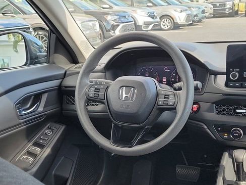 Certified 2023 Honda Accord EX image 3