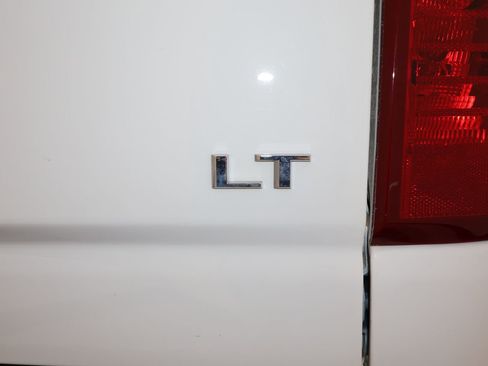 Certified 2025 Chevrolet Silverado 2500 LT w/ Convenience Package image 38