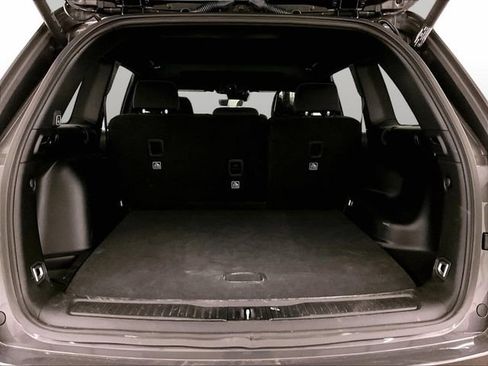 Used 2025 Jeep Grand Cherokee Laredo X w/ Luxury Tech Group I AWD/4WD image 33