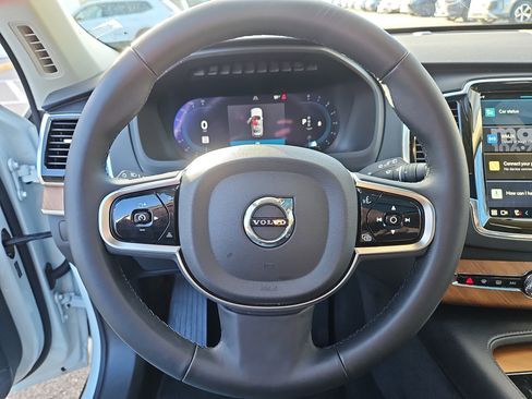 Used 2025 Volvo XC90 B6 Plus w/ Protection Package Premier image 23