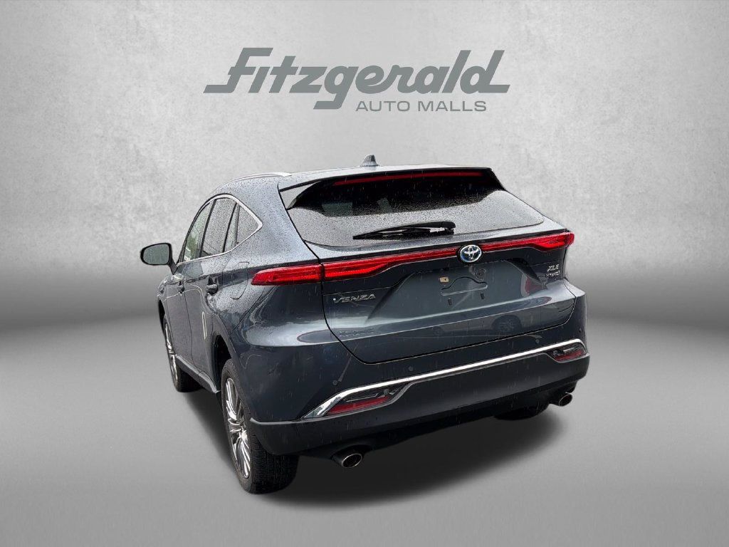 Used 2021 Toyota Venza XLE w/ Softex Package AWD/4WD image 6