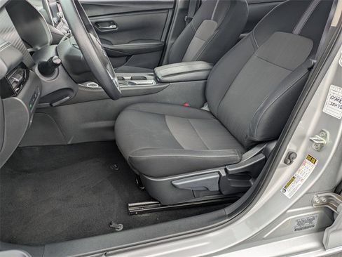 Used 2023 Nissan Sentra SV image 17