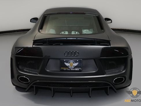 Used 2011 Audi R8 V10 image 8