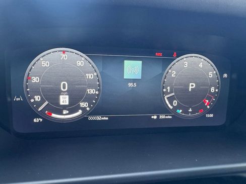 New 2026 Land Rover Defender 110 X-Dynamic SE image 11