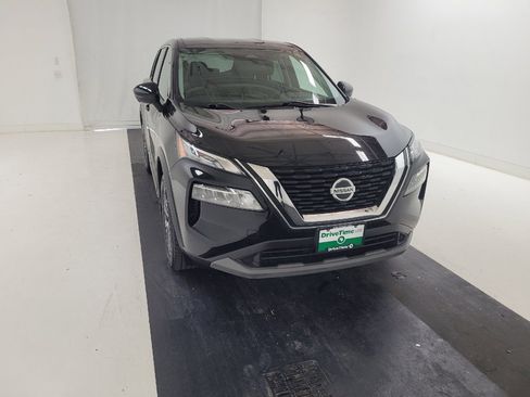 Used 2021 Nissan Rogue SV FWD image 14