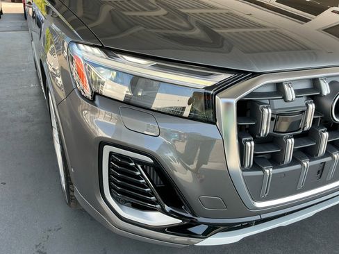 New 2025 Audi Q7 3.0T Premium Plus image 22