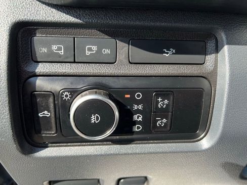 Used 2023 Ford F250 Lariat w/ Chrome Package image 33