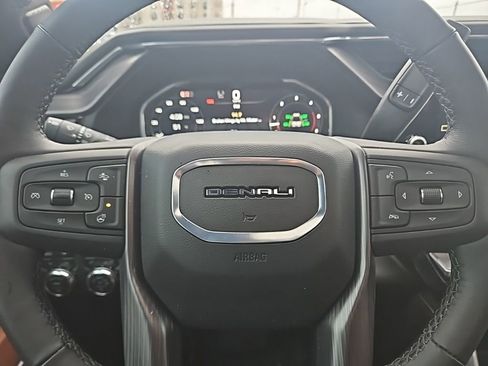 Used 2025 GMC Sierra 3500 Denali Ultimate image 32