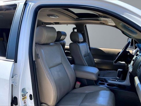Used 2008 Toyota Sequoia Limited image 7