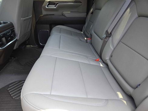 Certified 2024 Chevrolet Silverado 1500 LTZ w/ LTZ Premium Package AWD/4WD image 29