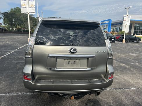 Used 2020 Lexus GX 460 Premium w/ Premium Package AWD/4WD image 6