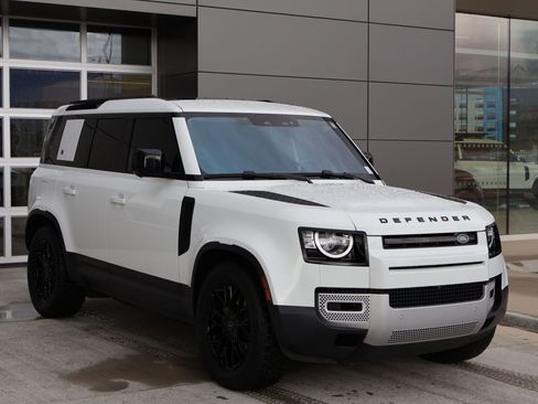 Used 2020 Land Rover Defender 110 AWD/4WD image 3