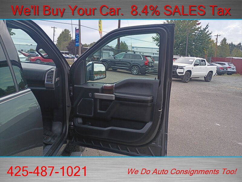 Used 2015 Ford F150 Platinum w/ Equipment Group 701A Luxury AWD/4WD image 14