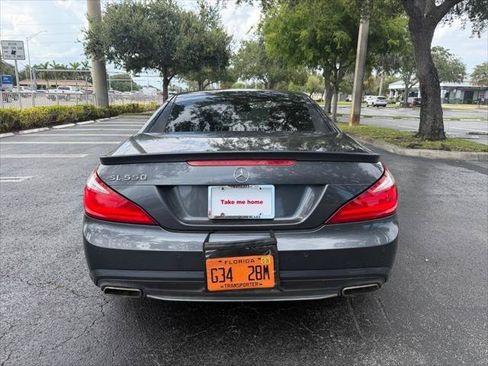 Used 2013 Mercedes-Benz SL 550 image 4