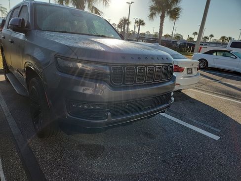 Used 2025 Jeep Wagoneer Series II w/ Premium Group I image 1