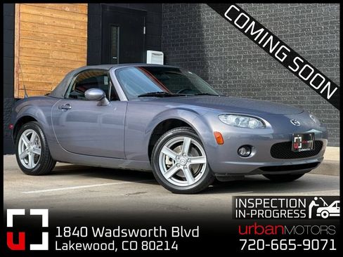 Used 2006 MAZDA MX-5 Miata Touring RWD image 1