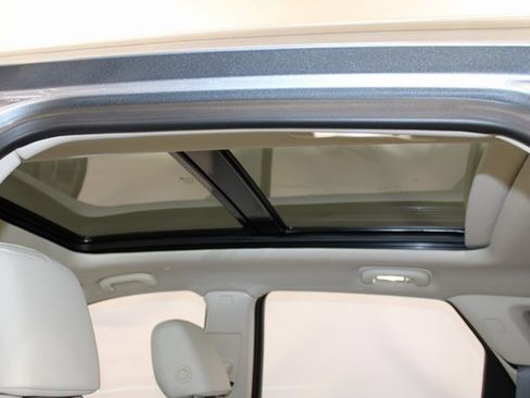 New 2025 Cadillac XT5 Premium Luxury w/ LPO, Floor Liner Package image 8