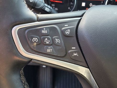 Used 2023 Chevrolet Equinox Premier FWD image 19