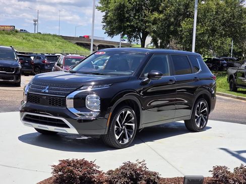 Used 2024 Mitsubishi Outlander SE Black Edition AWD/4WD image 7