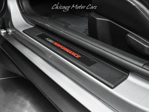 Used 2020 Ford Mustang Shelby GT500 w/ Carbon Fiber Track Pack image 26