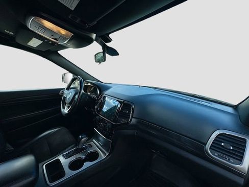 Used 2021 Jeep Grand Cherokee Laredo X image 29