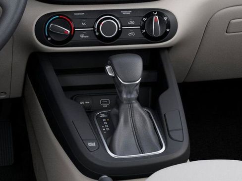 New 2025 Kia Soul LX w/ LX Technology Package image 23