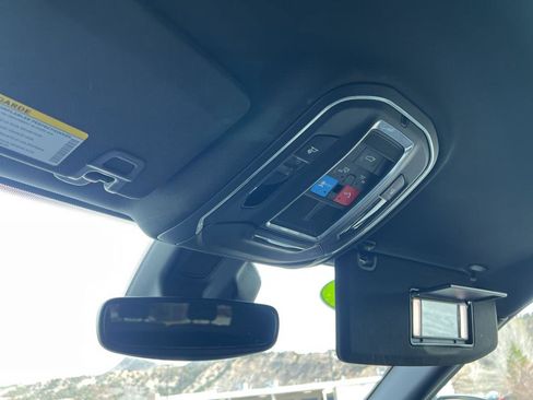 Used 2023 Jeep Grand Cherokee L Laredo image 34