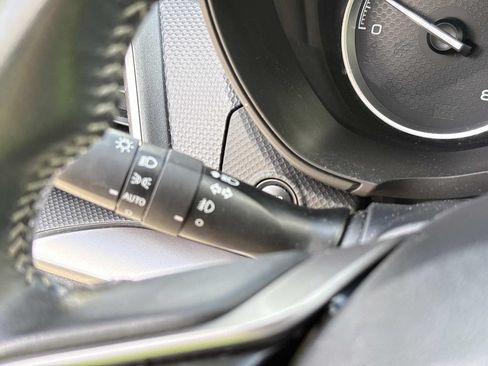 Used 2023 Subaru Forester Premium AWD/4WD image 39