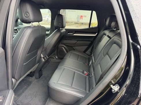 Used 2026 GMC Terrain Elevation w/ Elevation Premium Package AWD/4WD image 8