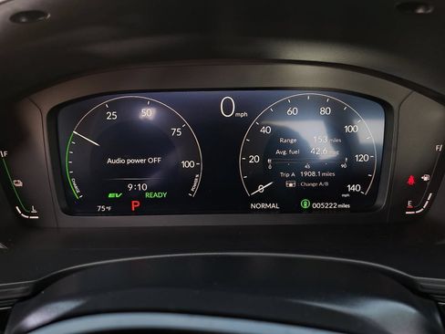 Used 2025 Honda Civic Sport image 18