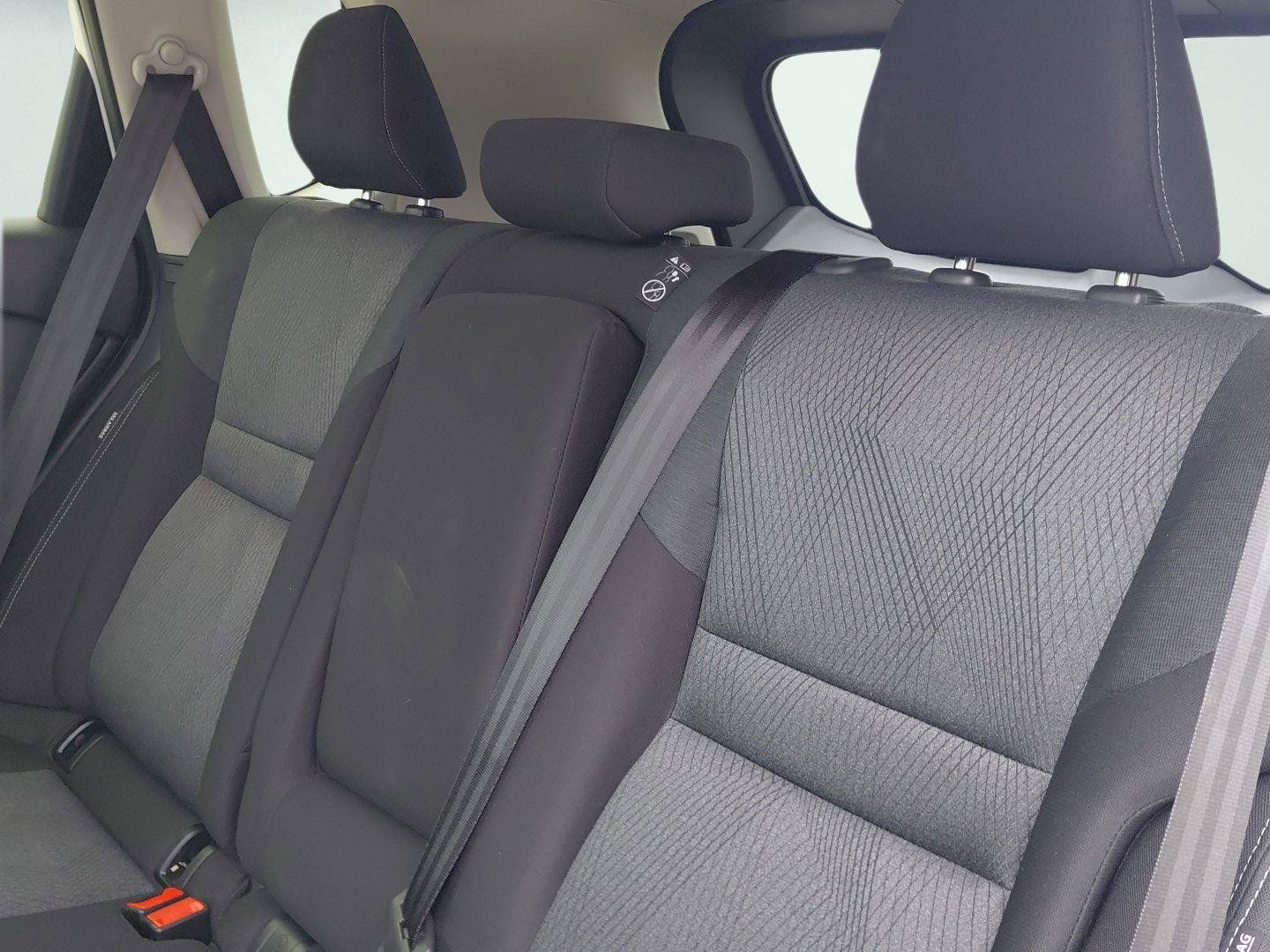 Used 2024 Nissan Rogue SV FWD image 4