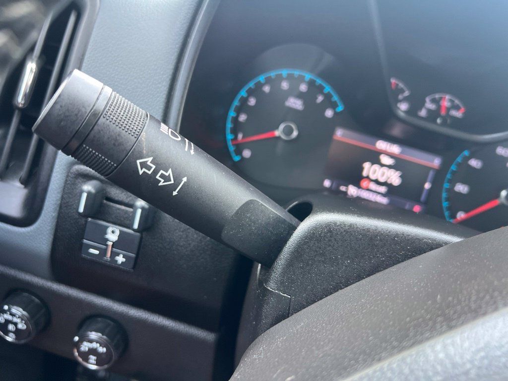 Used 2021 Chevrolet Colorado Z71 w/ Safety Package AWD/4WD image 33