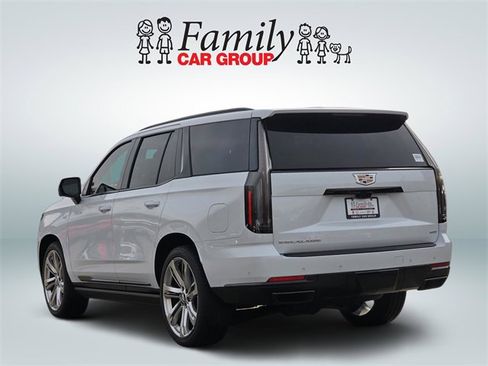 Used 2026 Cadillac Escalade Sport w/ Touring Package image 3