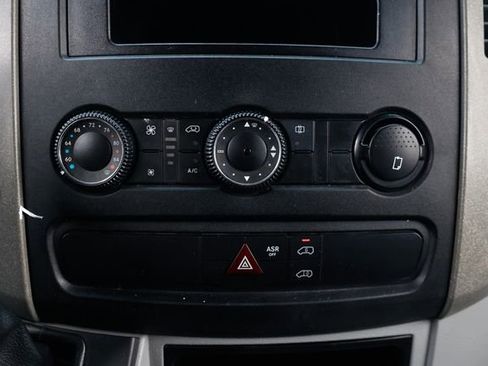 Used 2012 Freightliner Sprinter 2500 image 32